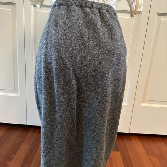 Vintage Adrienne Vittadini Sweater Skirt - Picture 2 of 3